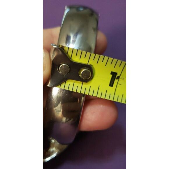 Chunky Large Leaf Shaped Hinged Bracelet, Silver Tone & Clear Glass Rhinestones - Picture 14 of 15